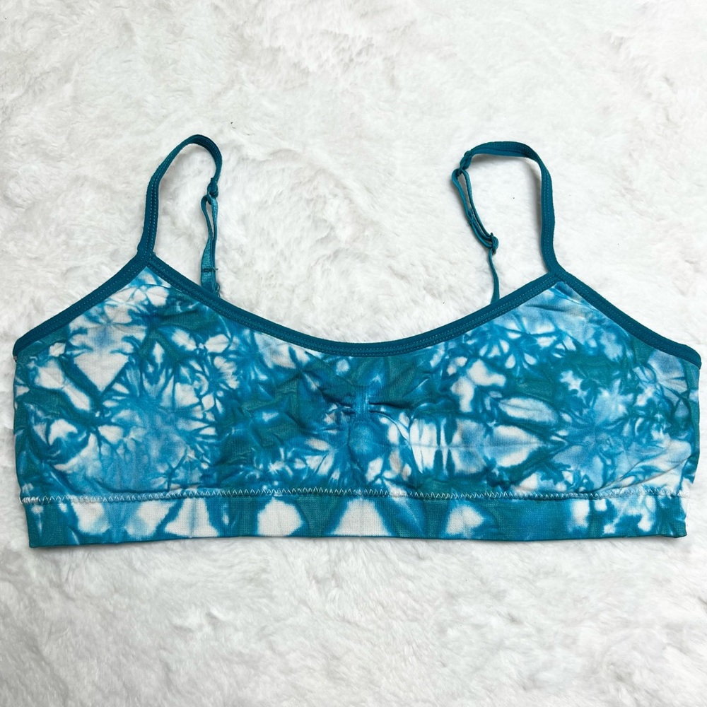 Hanes Girls' Seamless Ruched Crop Bra Size XL Teal Blue Tie Dye